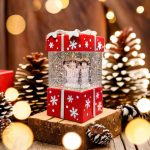 ΦΑΝΑΡΙ ΧΡΙΣΤΟΥΓΕΝΝΙΑΤΙΚΟ ΔΙΑΚΟΣΜΗΤΙΚΟ ΦΩΤΙΖΟΜΕΝΟ ΣΕ ΣΧΗΜΑ ΔΩΡΟΥ ΜΕ ΡΕΥΜΑ ΚΑΙ ΜΠΑΤΑΡΙΑ FLX-3 FOREVER LIGHT