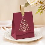 ΚΟΥΤΙ ΔΩΡΟΥ ΧΡΙΣΤΟΥΓΕΝΝΙΑΤΙΚΟ ΧΡΩΜΑΤΙΣΤΟ 10cmx6,7cmx13cm ΚΟΚΚΙΝΟ ΜΕ ΔΕΝΤΡΟ MERRY CHRISTMAS